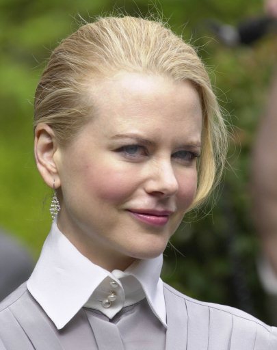 Nicole Kidman, annual Premiere Women in Hollywood luncheon, Beverly Hills, October 16, 2002.