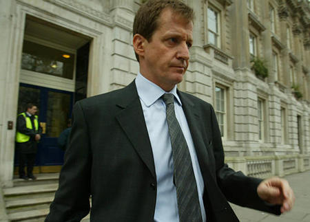 Alastair Campbell, former communications chief to Britain's Prime Minister Tony Blair, leaving the Cabinet Office, London, January 28, 2004.
