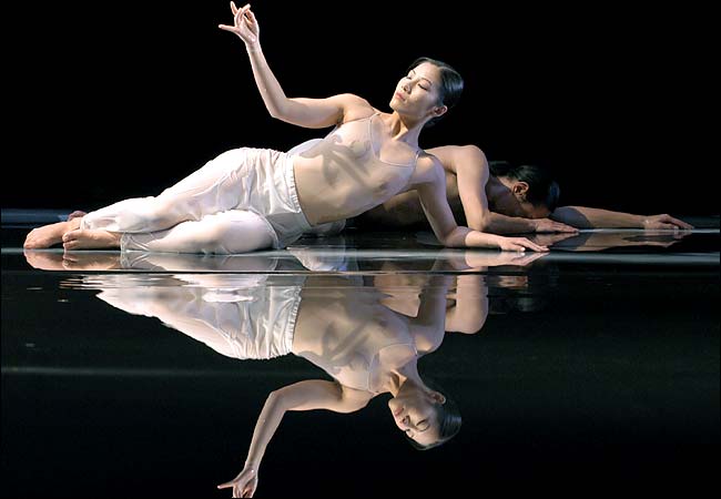 Chou Chang-Ning of the Cloud Gate Dance Theater of Taiwan.