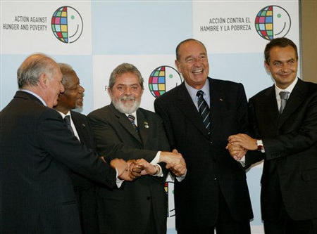 Chilean President Ricardo Lagos Escobar, United Nations Secretary General Kofi Annan, Brazilan President Luis Inacio Lula da Silva, French President Jacques Chirac, and the Spanish Prime Minister Jose Luis Rodriguez Zapatero in a photo session before the start of the United Nations World Leaders Summit Against Hunger and Poverty, at the United Nations, New York, September 20, 2004.
