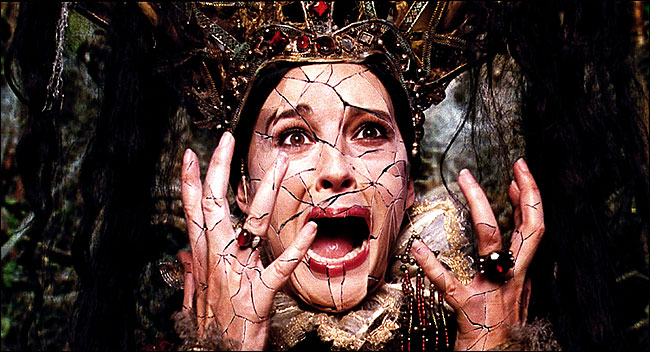 Monica Bellucci as Mirror Queen in 'The Brothers Grimm' (2005)