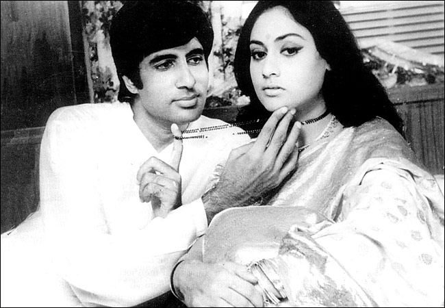 Amitabh Bachchan and Jaya Bhaduri in 'Abhimaan' (1973).