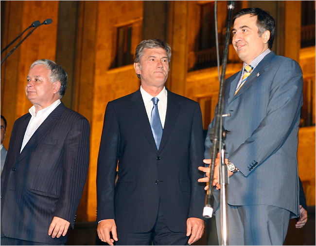 Presidents Viktor A. Yushchenko of Ukraine, center, and Lech Kaczynski of Poland, left, offer support for President Mikheil Saakashvili of Georgia against the Russian invasion of his country, Georgias capital, Tbilisi, August 2008.
