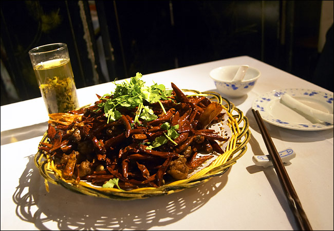 Chinese sea food, Shanghai, October 2005.