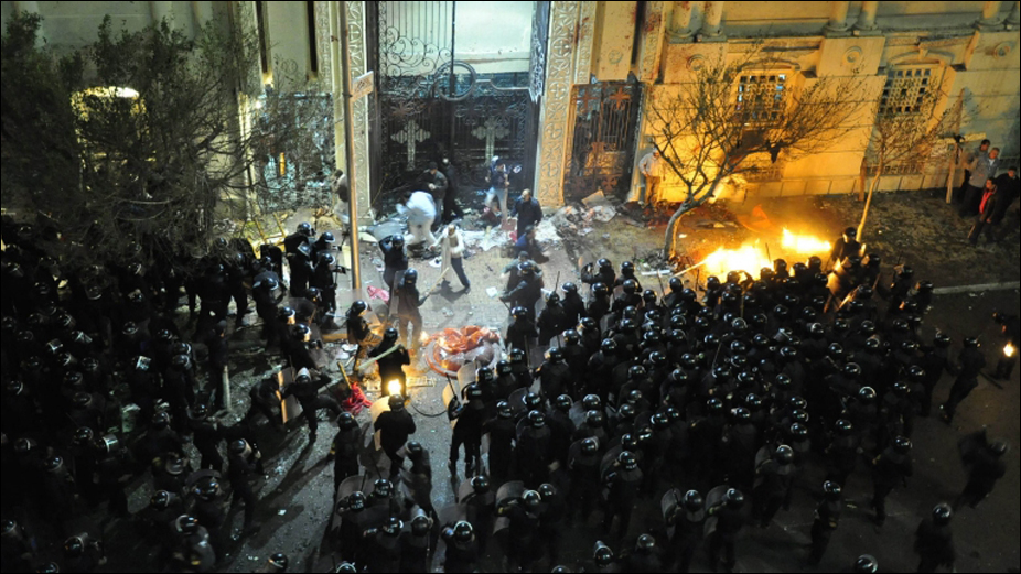 Security forces encircle the Two Saints Church after being bombed as some christians display anger at the forces, Alexandria, Egypt, early January 1, 2011.